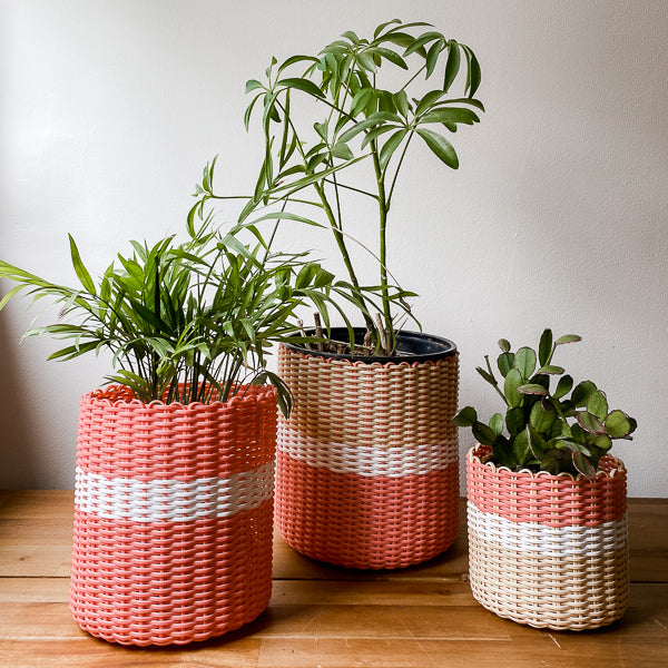 round 'catch all' / plant pots ~ two tone