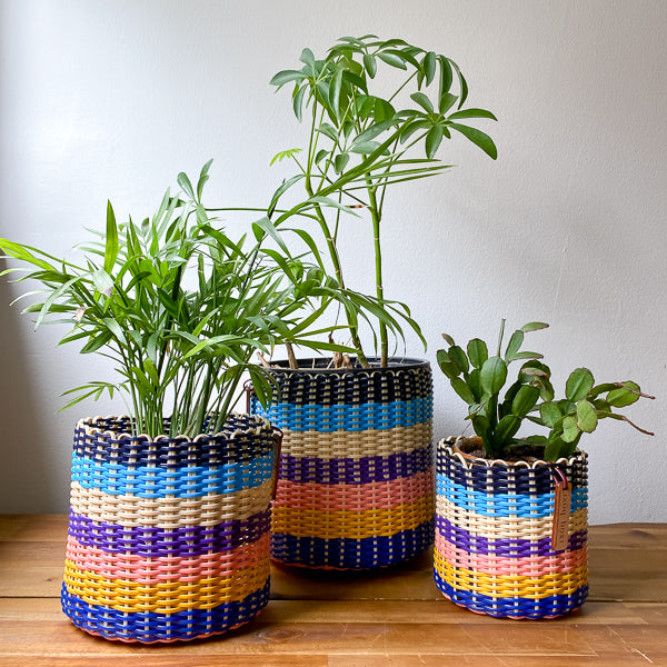 (wholesale) round 'catch all' / planters ~ multicolor stripes